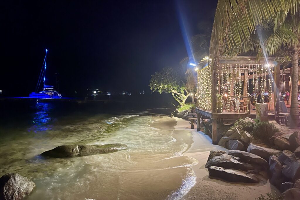 Best Restaurants in the BVI to Visit by Yacht