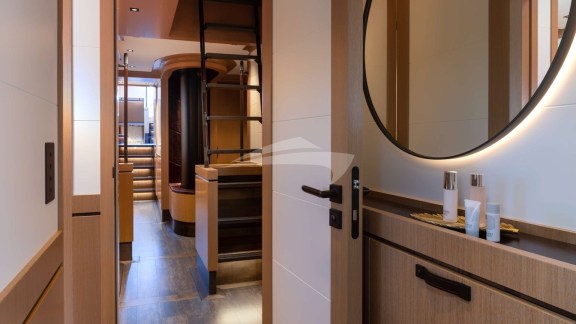 Image of PERSEVERANCE yacht #12