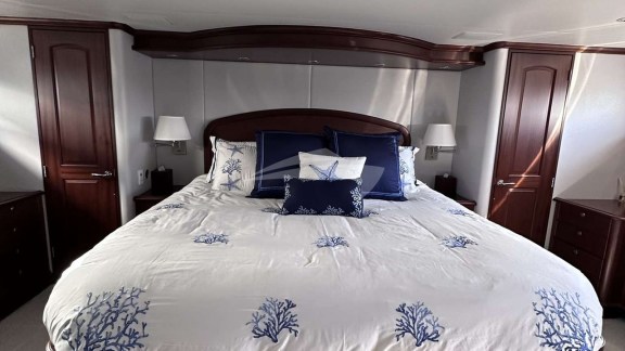 Image of LADY B yacht #8