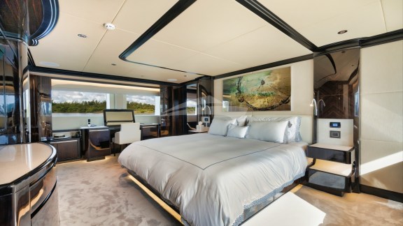 Image of PERSISTENCE yacht #17