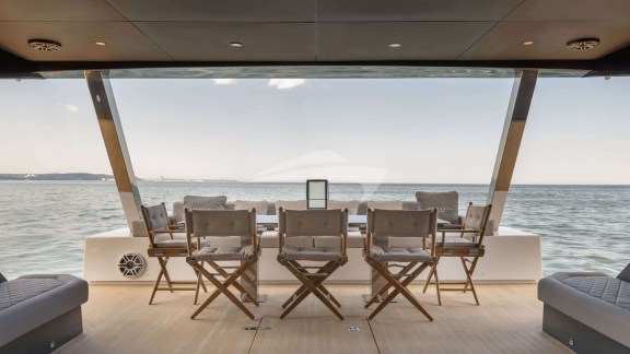 Deck Dining