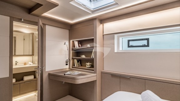 FW Guests bathroom - N. Claris picFW Guests cabin - N. Claris pic