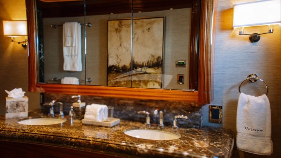 Image of VALINOR yacht #2