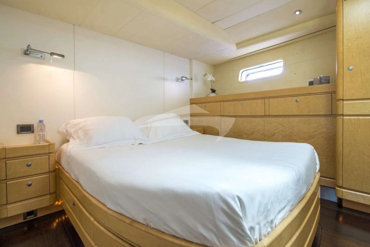 Double Cabin
