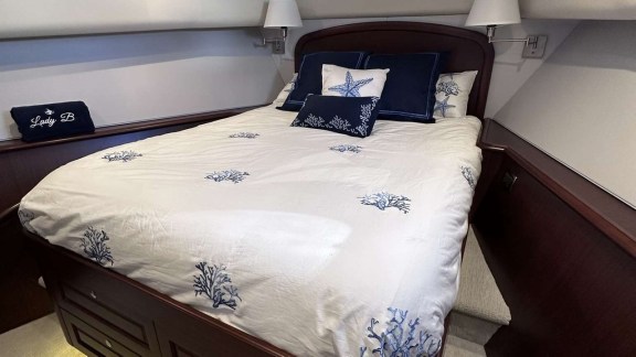 Image of LADY B yacht #10