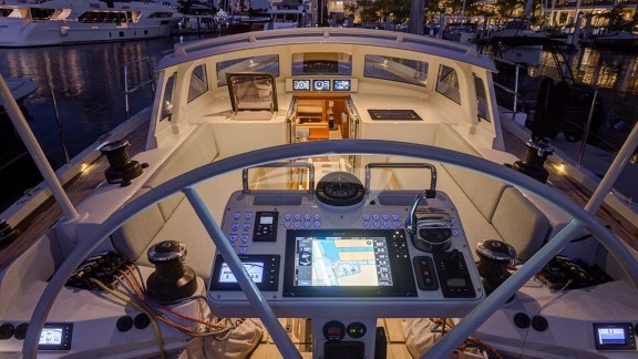 Image of CIRRUS yacht #15