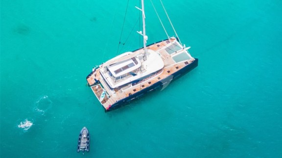 BGYB_Charter_Catamaran_Lagoon77_MANEETNOCTE_Photo4