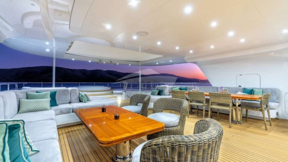 Deck Seating