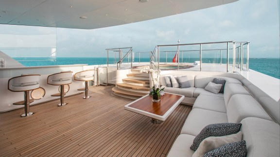 SUN DECK