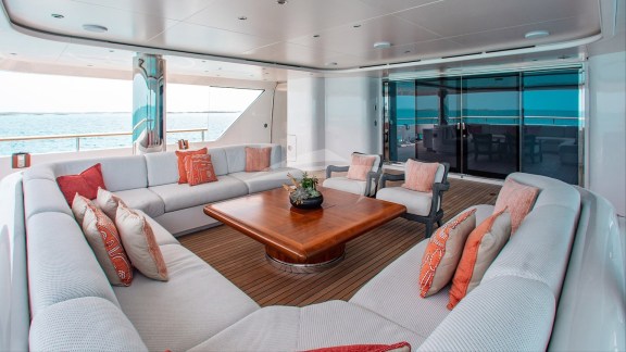 MAIN AFT DECK
