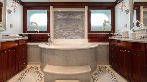 Image of CARTE BLANCHE yacht #11