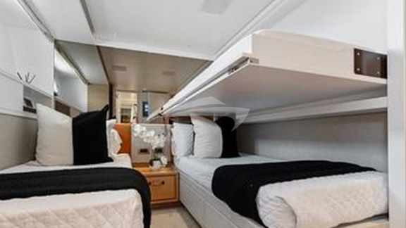 Twin Cabin with Pullman