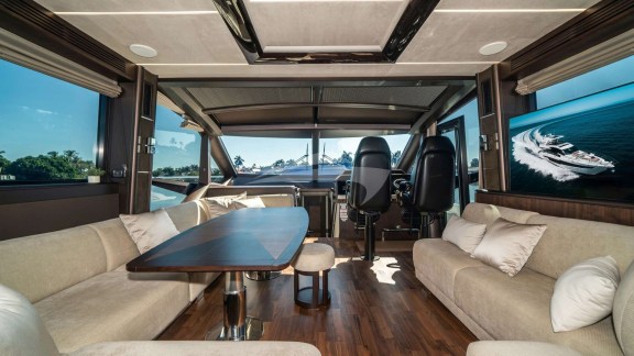 Image of RECORD YEAR yacht #5