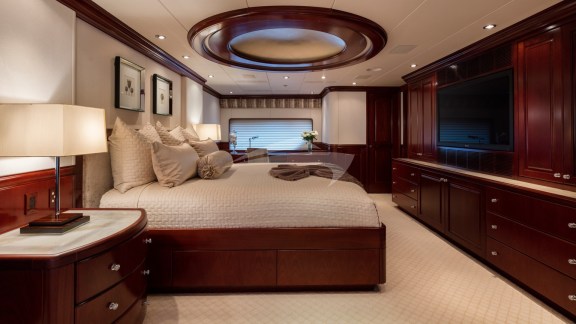 Image of CARTE BLANCHE yacht #10