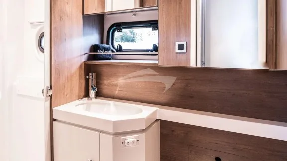 Image of ESCAPADE yacht #9