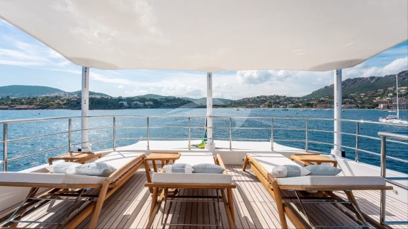 Image of OPTIMISM yacht #16