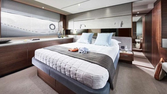 Image of CHAMELEON 3 yacht #6