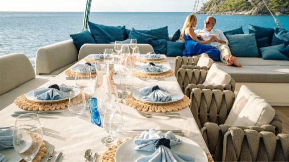 BGYB_Charter_Catamaran_Lagoon77_MANEETNOCTE_Photo22_edited