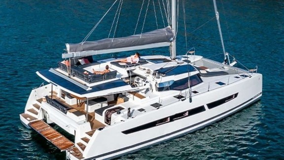 Image of BEYOND yacht #4