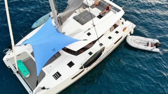 Topdeck lounging and Foredeck Shade