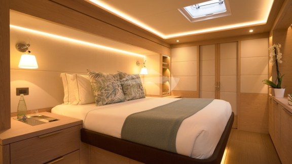 Kajikia master cabin