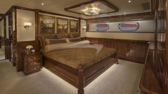 Image of SILVER LINING yacht #11