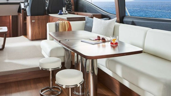 Image of CHAMELEON 3 yacht #3