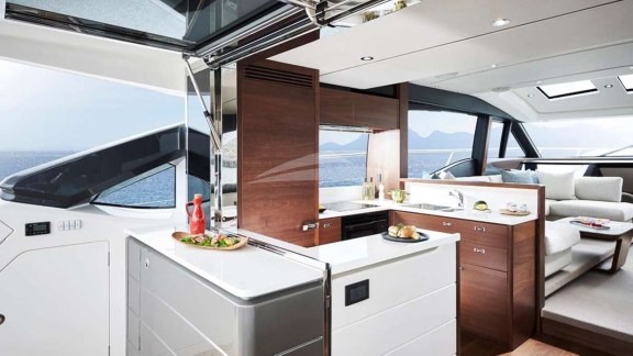 Image of CHAMELEON 3 yacht #5