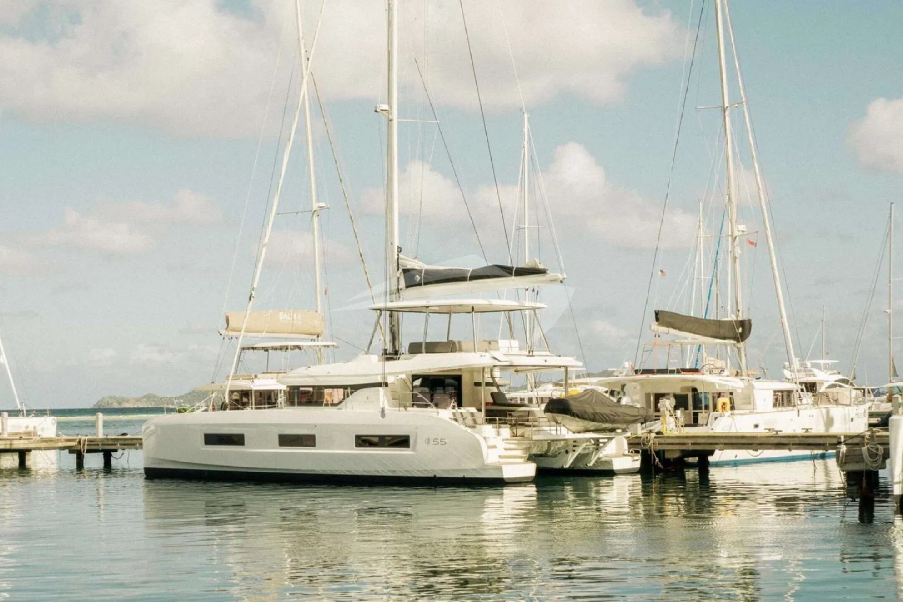 Main image of Luna Nova yacht