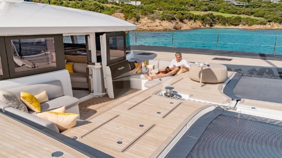 sistership Lagoon 77 front deck