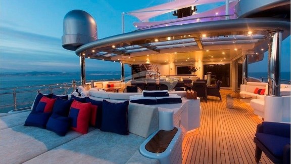 Deck seating