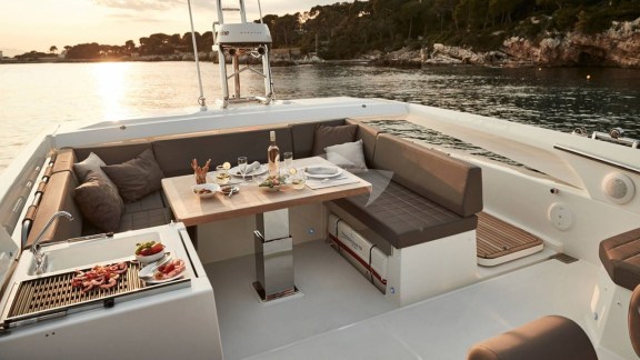 Deck Dining