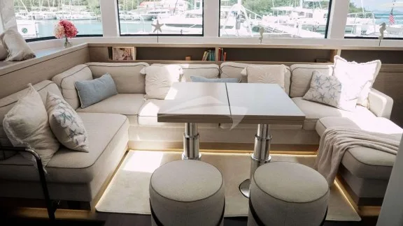 Image of Luna Nova yacht #2