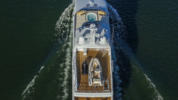 Image of SILVER LINING yacht #27
