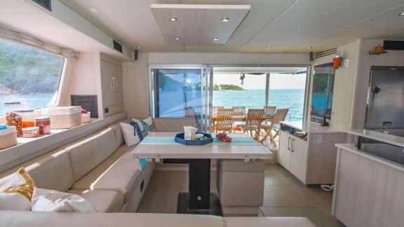 Image of BAREFOOT COWBOY yacht #11