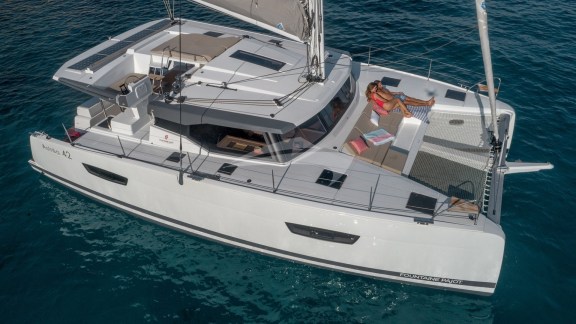 Image of RISE yacht #16