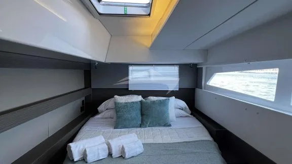 Guest cabin