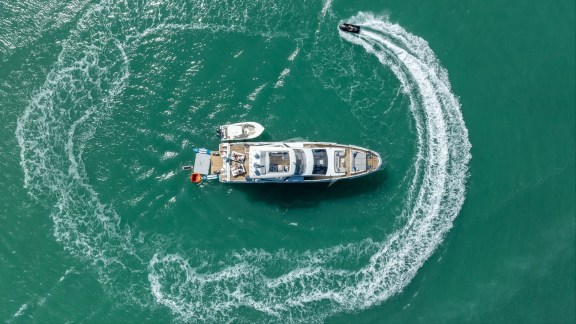 Image of 4 PLAY yacht #29