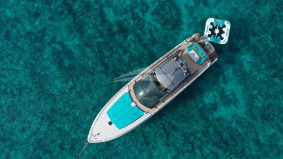 Image of WATER JUMP II yacht #2