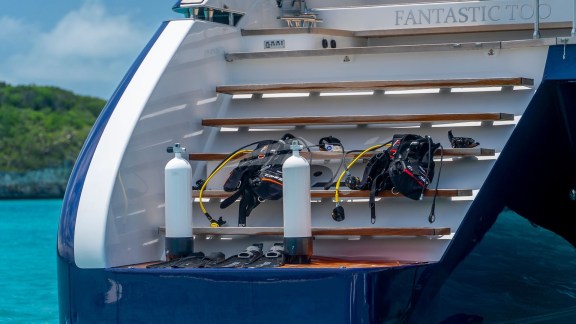 Image of FANTASTIC TOO yacht #24