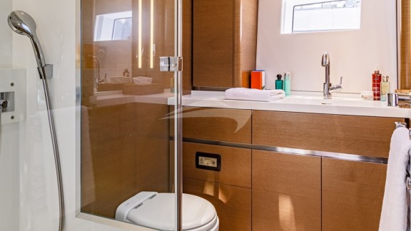 Image of SPARK III yacht #6