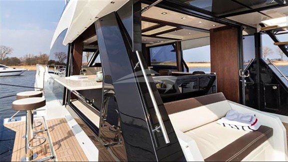 Galeon 68