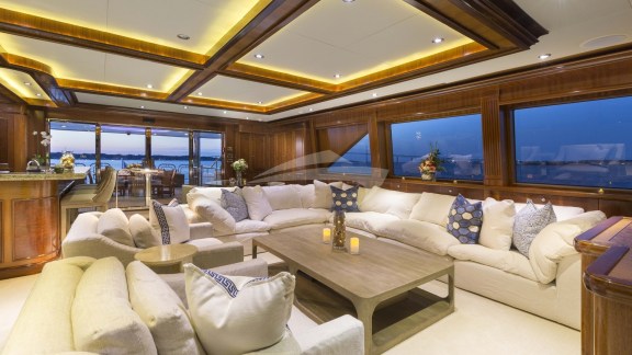 Image of FAR FROM IT yacht #20