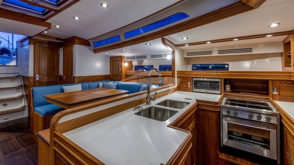 Image of CIRRUS yacht #3