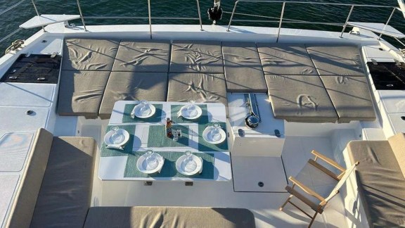 Dining and Sunpads