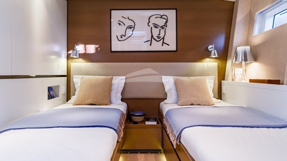 Image of SPARK III yacht #12