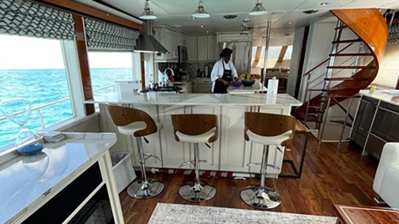 Image of CHASER yacht #3