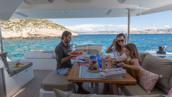 Image of RISE yacht #9