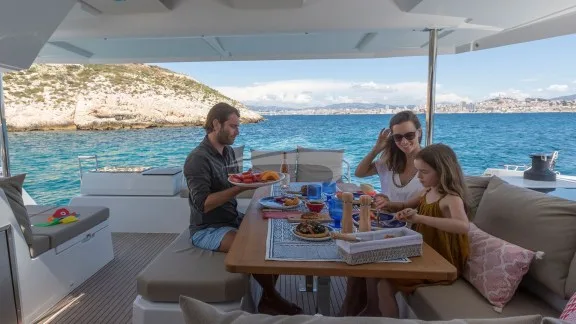 Image of RISE yacht #9