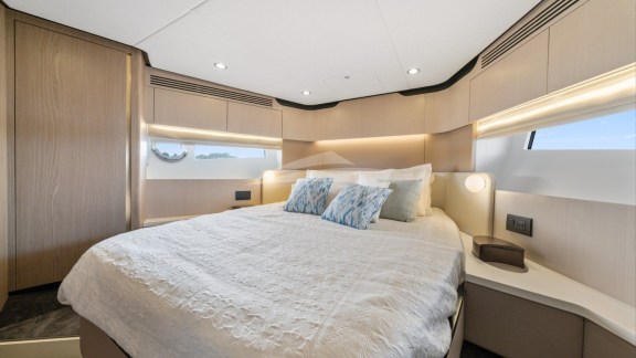 compressed_46-print-Azimut 60 - 46